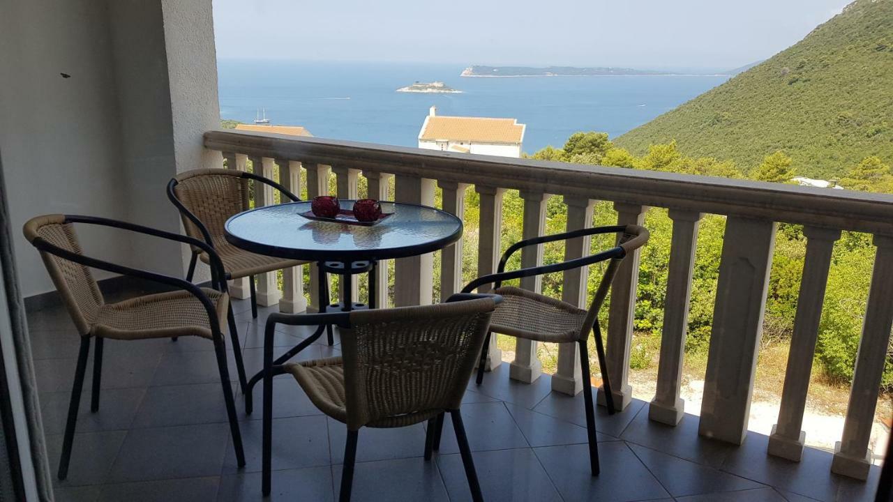 Apartmani Lazarevic Luštica Eksteriør billede