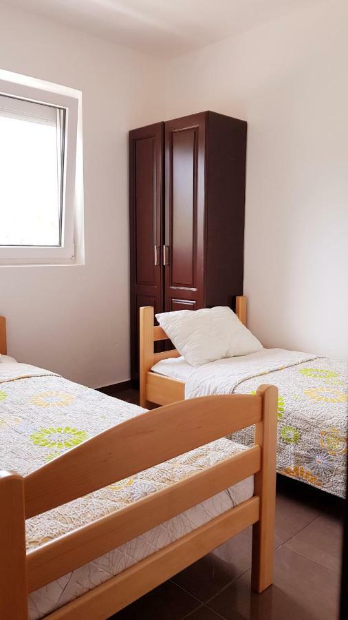 Apartmani Lazarevic Luštica Eksteriør billede